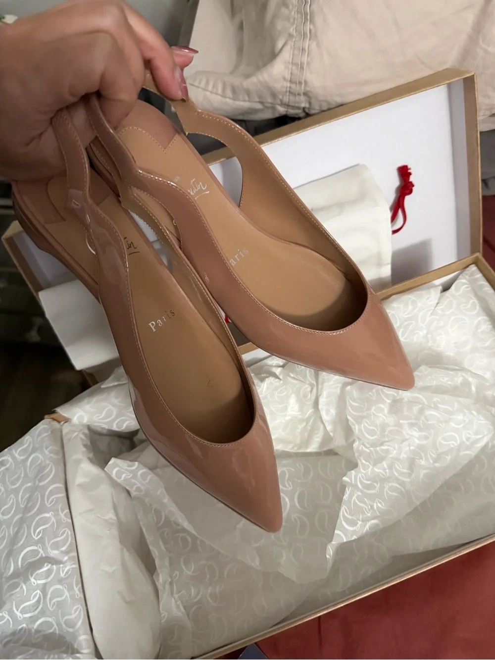 NEW Christian Louboutin Nude Patent Slingback Pumps - Picture 6 of 8